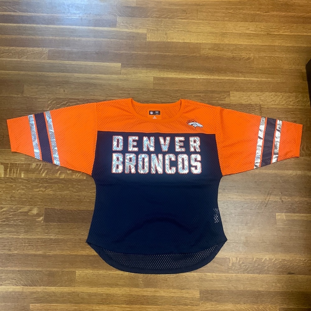 Denver Broncos Top